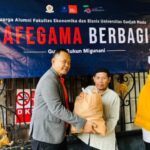 Di Pimpin Dr. Fauzi Alumni Fakultas Ekonomi Bisnis Universitas Gadjah Mada Di Lampung Bagikan Paket Sembako